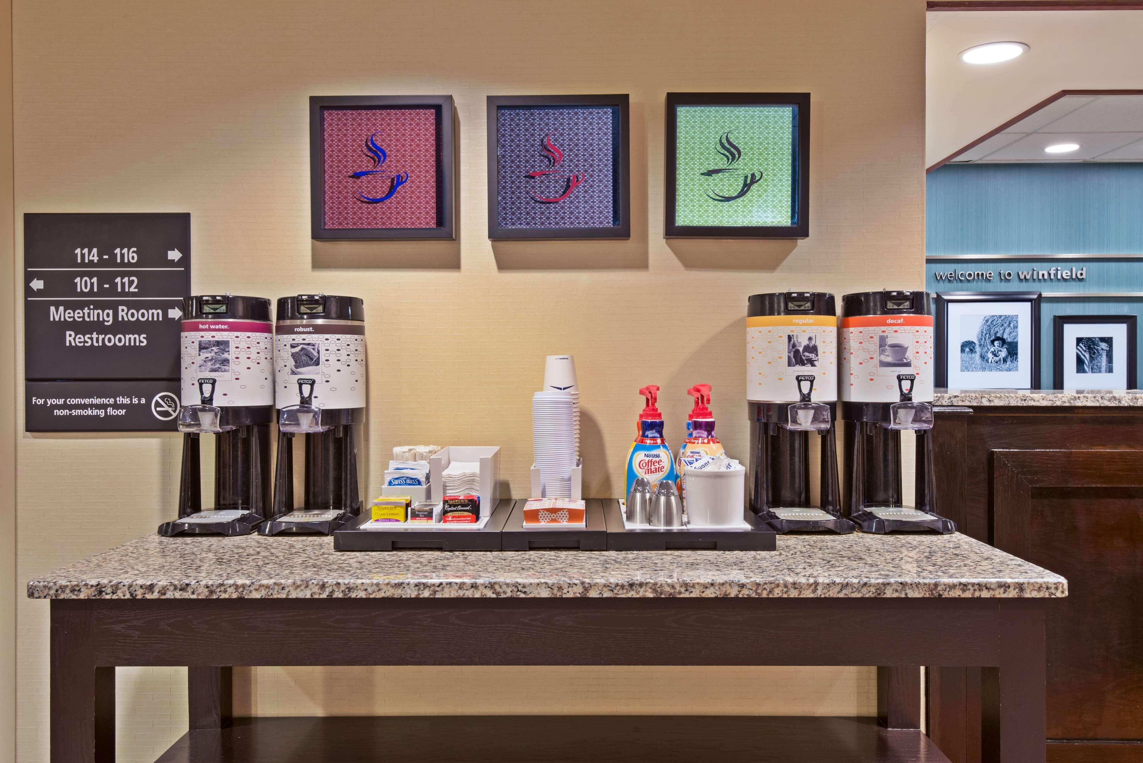 Hampton Inn Winfield Teays Valley Exteriér fotografie
